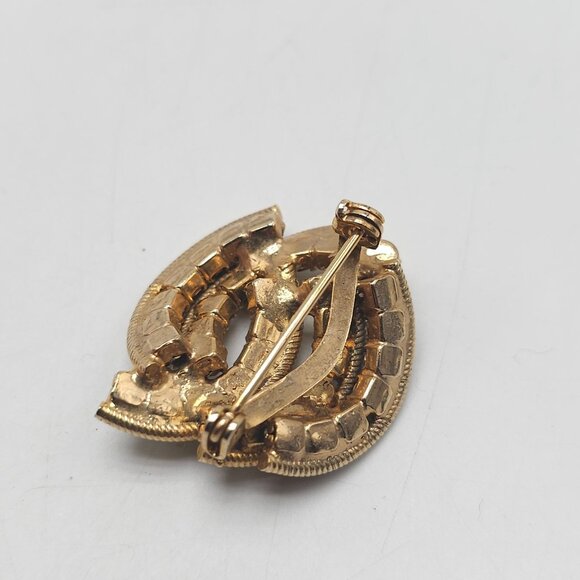 Vintage Gold Tone Swirl Brooch With Green and Amber Rhinestones - Picture 3 of 4